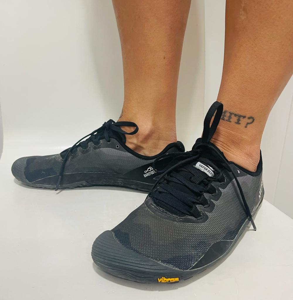 Un nuevo estudio desmonta los mitos del calzado minimalista en la